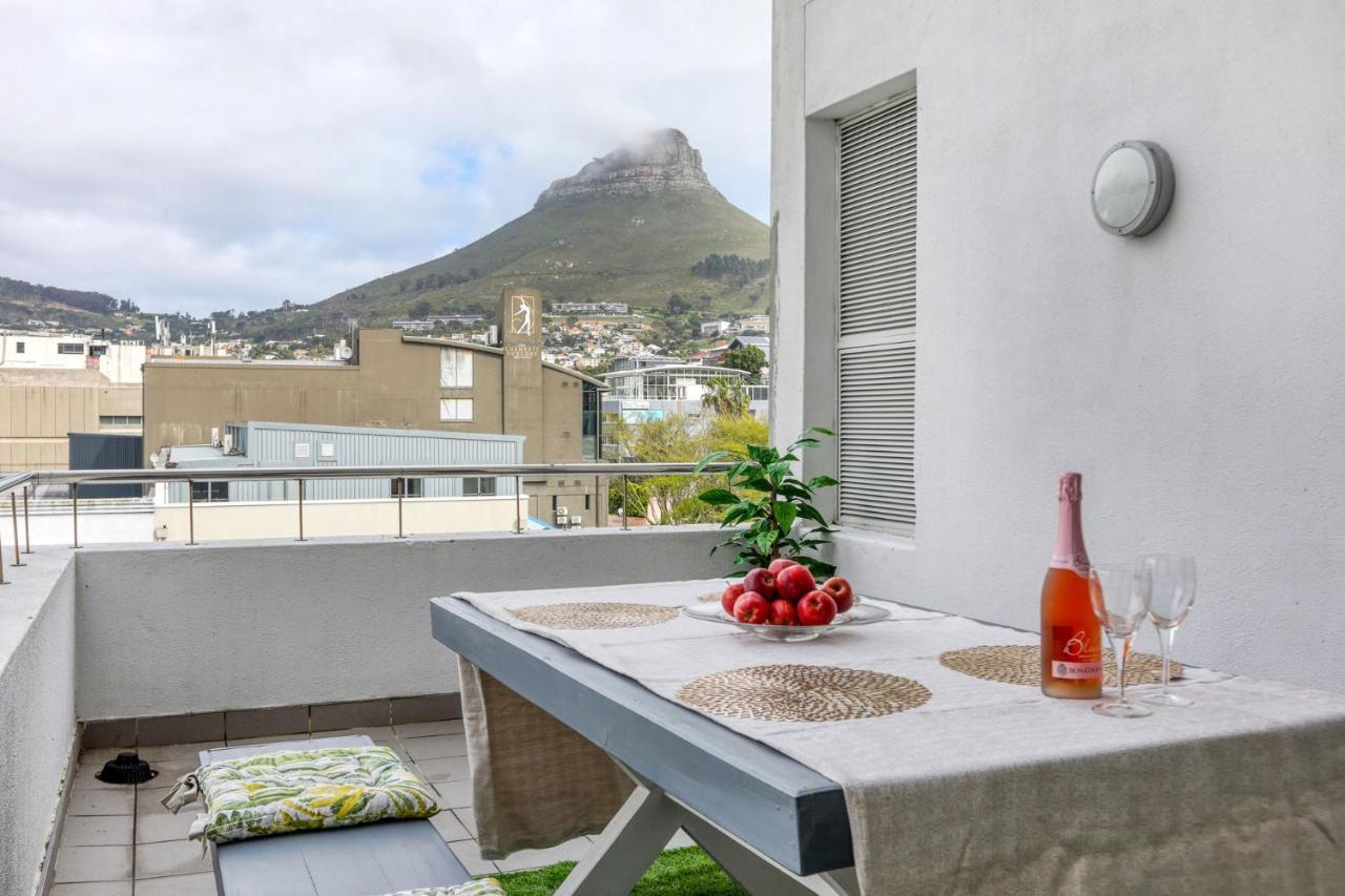 Apartment Backup-powered Classic Luxury Cape Town
